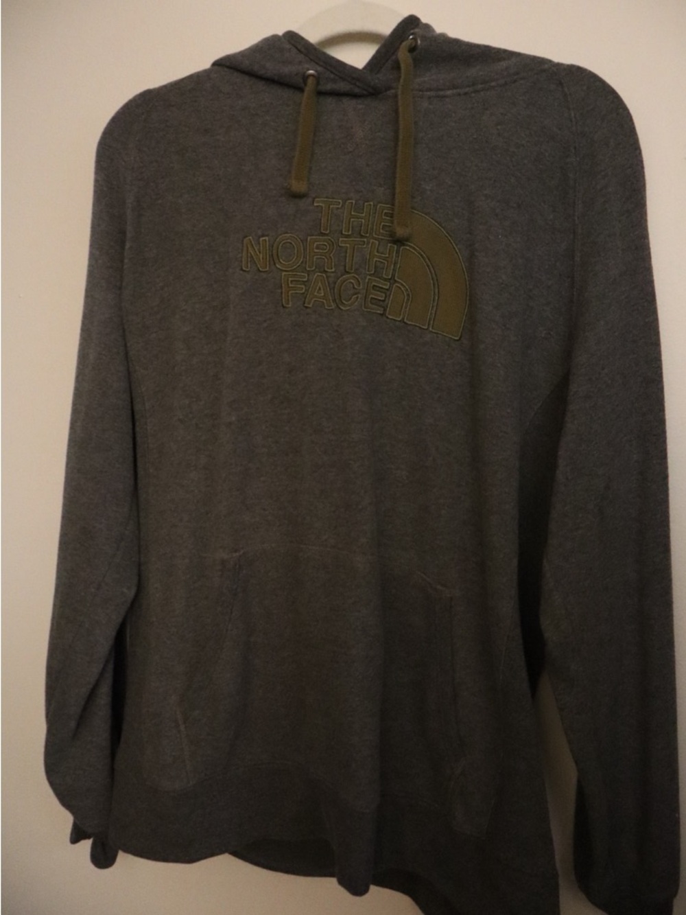 The North Face gray hoodie in XXL #outdoor #hiking